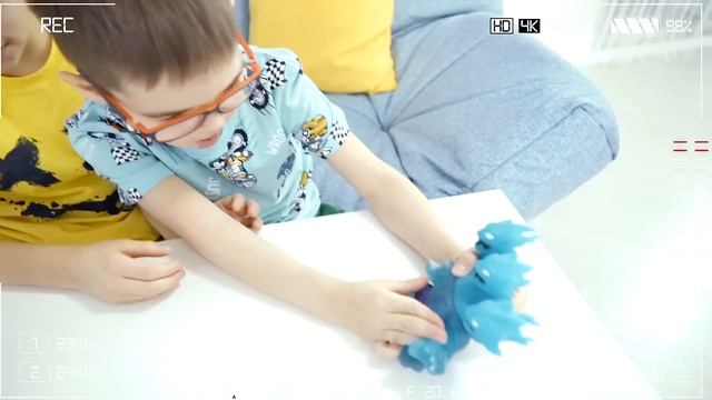 Новые Герои Гуджитсу с водной атакой. Игрушки Goo Jit Zu на Эрик Шоу