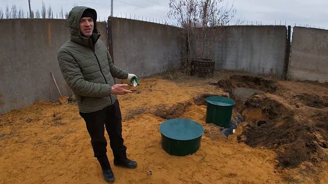Септик для большой семьи. Монтаж станции и дренажного колодца.