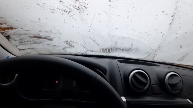 Как работает обогрев лобового стекла Lada Granta? Прогрев за полтора минуты.