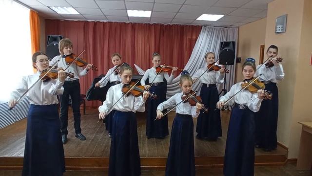 Образцовый ансамбль скрипачей "Чароўная скрыпка". А. Петров "Румба"