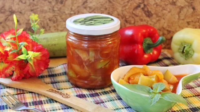 Лечо из кабачков и перцев с томатной пастой