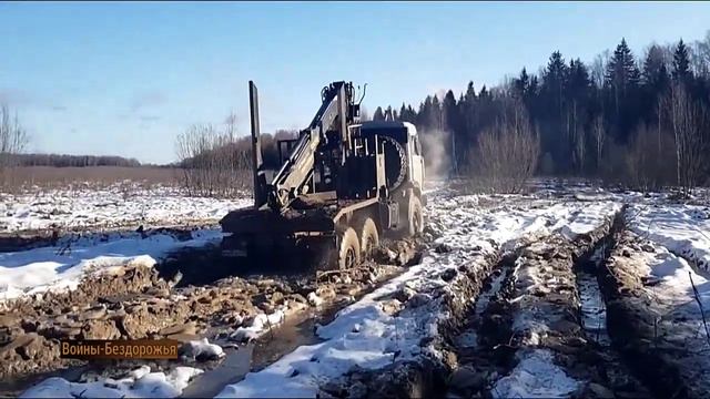 Российский Грузовик Камаз 1971-Х годов Выпуска Застрял в снегу _ 6x6 ПО БЕЗДОРОЖЬЮ, ГРЯЗИ и снегу