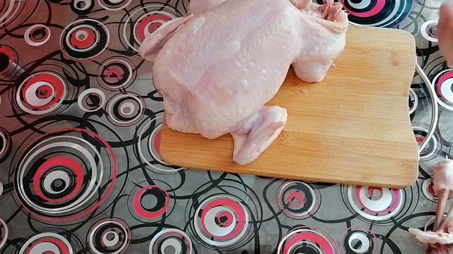 Курица без костей. Удаление костей. Как отделить курицу от костей чтобы курица осталась целая