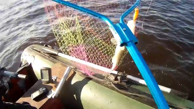 Ловля троллингом на Рыбинском водохранилище.....Рыбак Профи