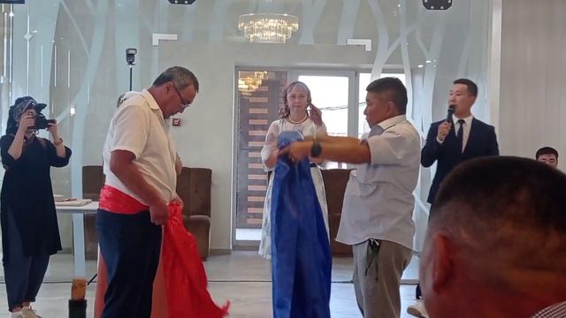 Свадьба с соблюдением бурятских обычаев и традиций