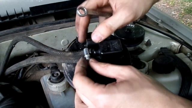 Воняет бензином в салоне авто ВАЗ 2115 (Часть 1): проверка клапана адсорбера