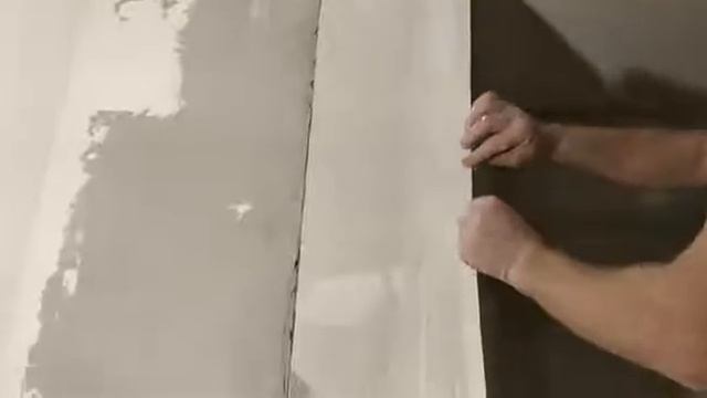 Монтаж углоформирующей бумажной ленты на внешний угол - снято на видео
