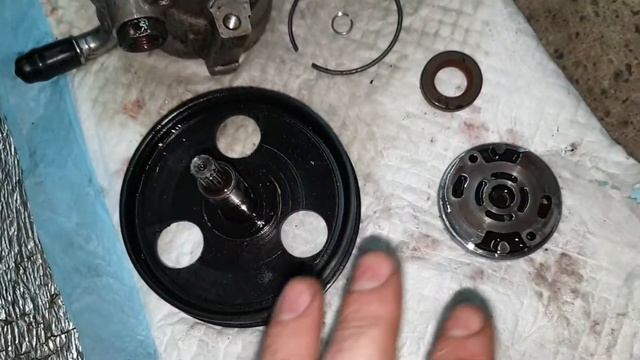 Замена сальника насоса гур. Renault