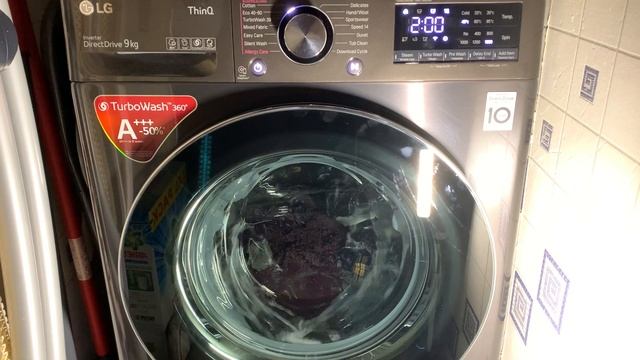LG V10 F6V1009BTSE Turbowash 360 - Cottons 40°, full length, 9kg load