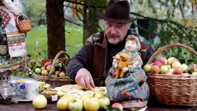 С. Савельев. Феномен затянувшегося детства