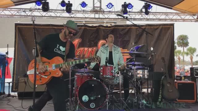 Танцуют все. ЧУБЧИК КУЧЕРЯВЫЙ.  Band ODESSA
