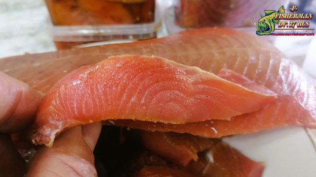 Малосольная красная рыба кусочками в масле на длительное хранение. Семужка три варианта