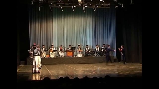 Театр танца Калмыкии  Ойраты Тавшур
