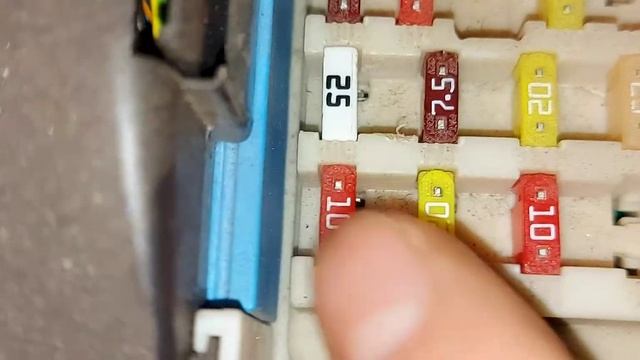 не работает прикуриватель в форд фокус 2