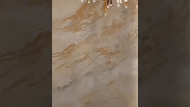 Гибкий мрамор в гостиной