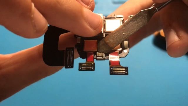 Висит на заставке Xiaomi Redmi Note 9 pro, лёгкий ремонт и решение проблемы;)