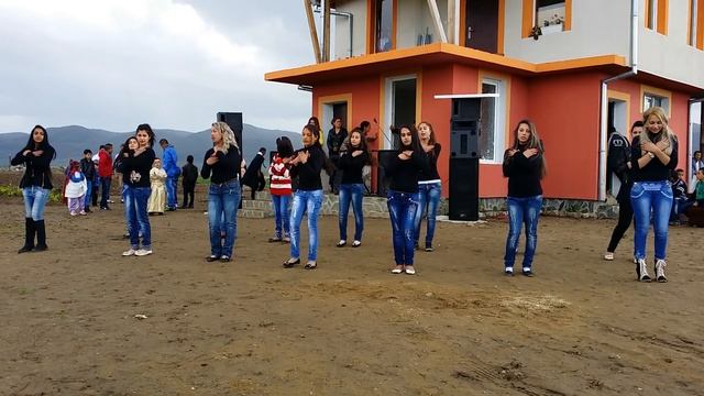 Танц