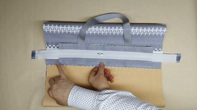 Как вшить молнию в сумку легко и просто! How to sew a zipper in a bag
