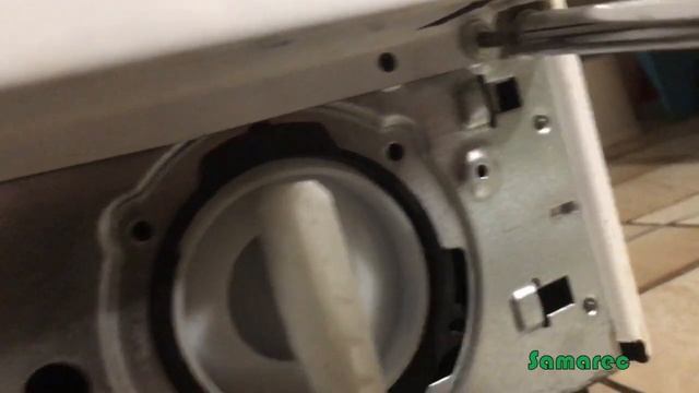 Стиральная машина BOSCH замена сливного насоса, чистка фильтра