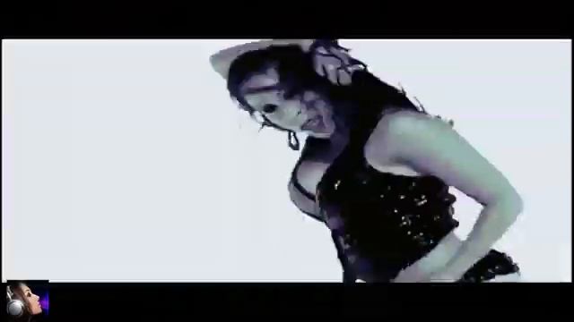 FatFoont-feat-Nika-Belaya--Мы-в-танце(Martik-C-Rmx.mp4