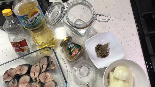 ЛАЙФХАК И МАЛОСОЛЬНАЯ СКУМБРИЯ В БАНКЕ | Mackerel Recipe