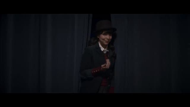 Indila - Parle а ta tкte (Clip Officiel)