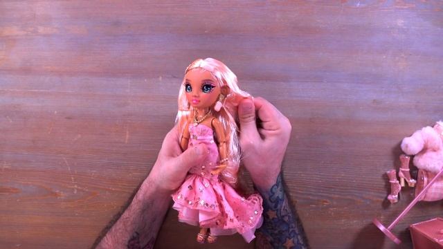 Rainbow High -  Rainbow Vision: Sabrina St. Cloud Doll Review!