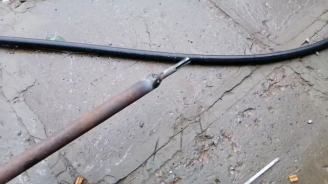 Простейший рабочий бур для бурения под столбы от перфоратора