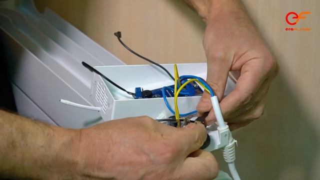 Как сделать РАДИАТОР / БАТАРЕЮ ОТОПЛЕНИЯ Электрической с Терморегулятором ERAFLYME