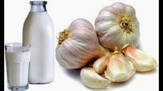 НАСТОЯЩЕЕ ЧУДО ПРОИЗОЙДЕТ, ЕСЛИ СВАРИТЬ ЧЕСНОК В МОЛОКЕ И ВЫПИТЬ ОТВАР.