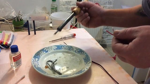 Монтаж светодиодной ленты  с сенсорным выключателем для рабочей зоны кухни
