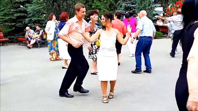 И ДЕЛО НЕ В ИЗГИБАХ  НАШИХ ТЕЛ!!!