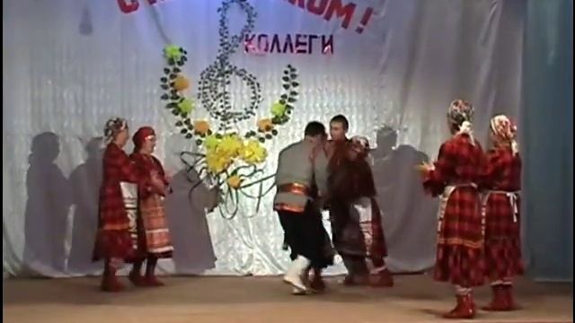 Лонцы.Народный коллектив "Зардон". с.Дебесы