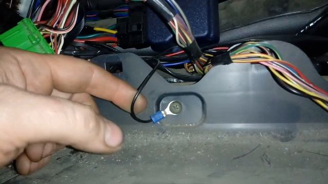 Как найти сигнализацию в автомобиле.