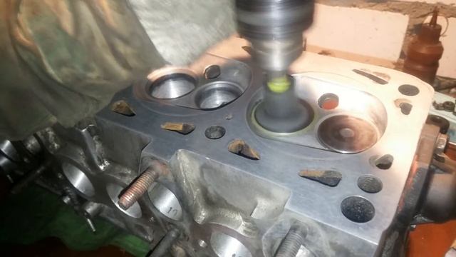 Притирка клапанов ГБЦ дрелью/шуруповёртом с присоской.