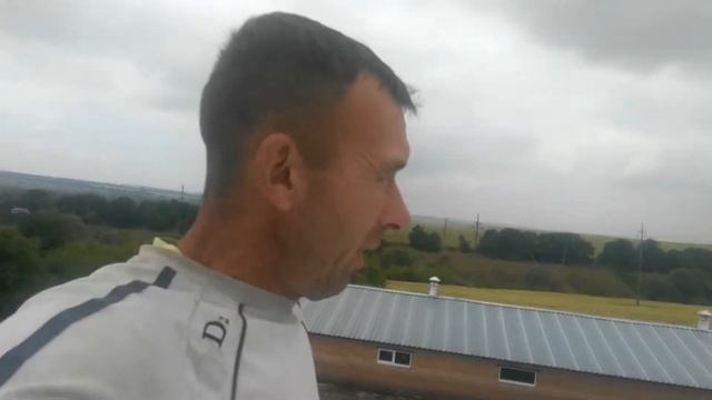 Закончили крышу односкатную профнастил оцинкованный