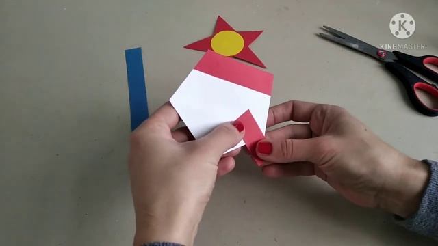 Медаль из картона и цветной бумаги.