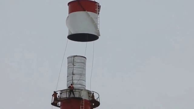 Монтаж дымовой трубы.