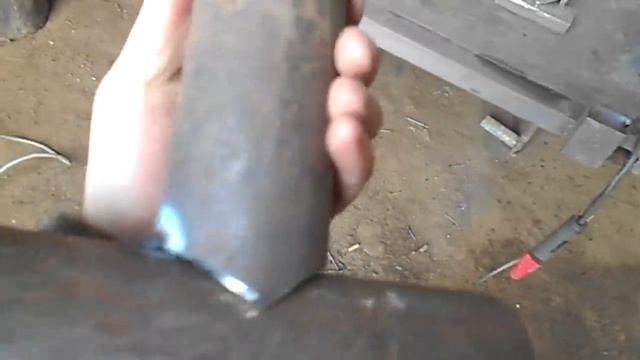 Врезка трубы в трубу под 90 градусов. Покажу 2 способа.