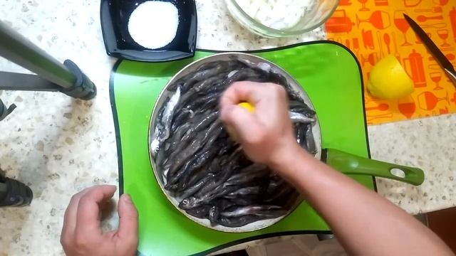 ✔Рецепт тушеной мойвы на сковороде с луком. Мойва тушеная.