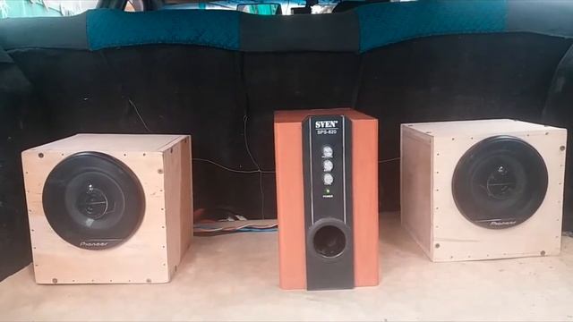 Сабвуфер от компьютера в машину.