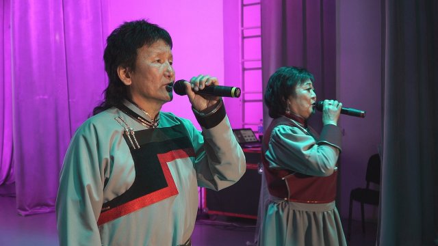 Эрьедэг дэлхэйн хэшэг юм-исп. Баярма Дамдинова и Баяр Шойдоков