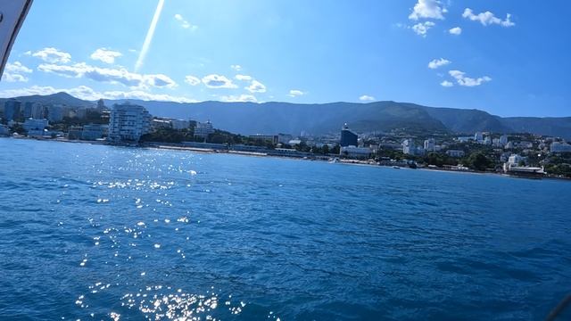 Ялта с моря