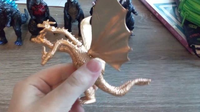 обзор на фигурки годзиллы