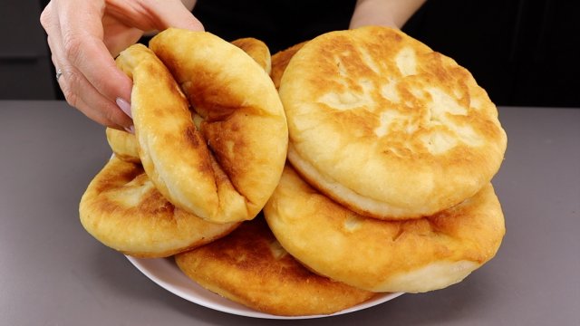 Могу есть каждый день! ПЫШНЫЕ ЛЕПЁШКИ с начинкой! ПРОСТОЙ РЕЦЕПТ выпечки!