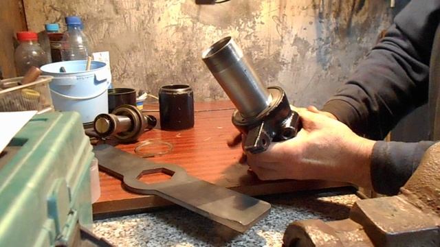 Ремонт подкатного домкрата STELS 3T