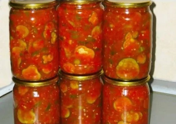 САЛАТ ИЗ ОГУРЦОВ В ТОМАТЕ НА ЗИМУ