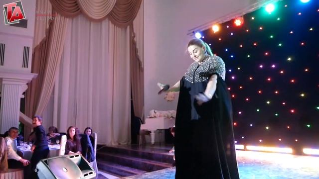 ЗАЖИГАТЕЛЬНАЯ ТАНЦЕВАЛЬНАЯ ЛЕЗГИНКА 2019 ПАТИМАТ РАСУЛОВА - ПОПУРРИ АВАРСКИЕ ПЕСНИ