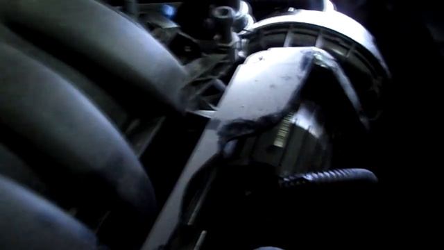Как заменить датчик положения коленвала на Skoda Octavia A5 Установка датчика коленвала