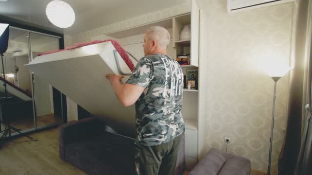 Шкаф Кровать Трансформер Лучшее решение для малогабаритных помещений
Как сделать из гостиной спальню